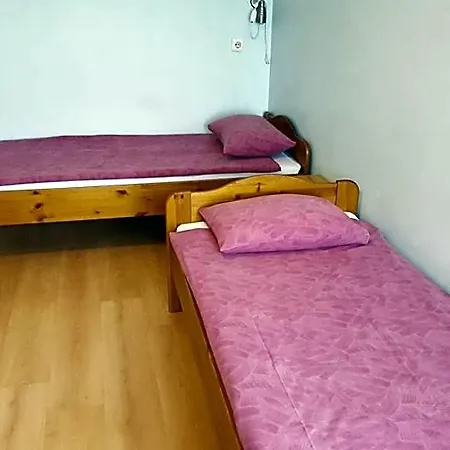 Konse Motel And Caravan Camping Värdshus 3*