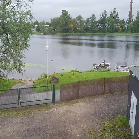 Konse And Caravan パルヌ